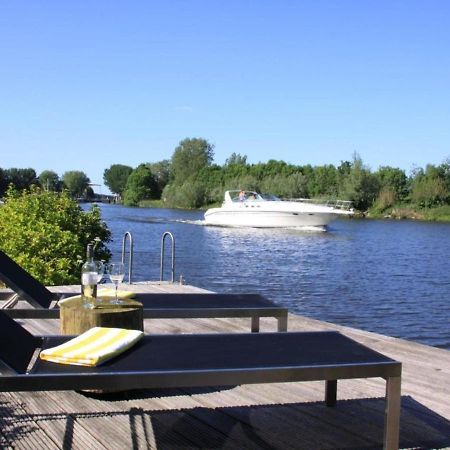 Riverside holiday home near Amsterdam Nigtevecht Exterior foto