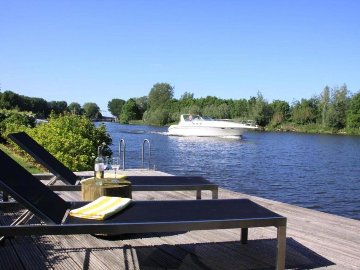 Riverside holiday home near Amsterdam Nigtevecht Exterior foto