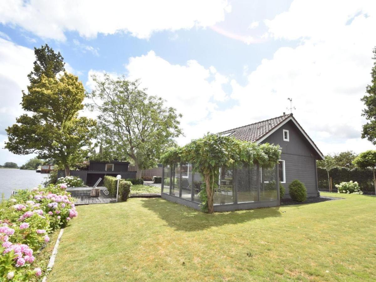 Riverside holiday home near Amsterdam Nigtevecht Exterior foto