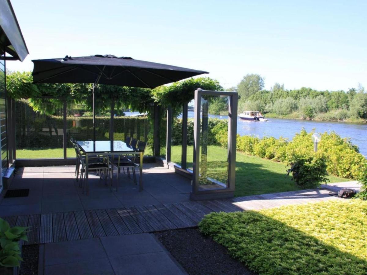 Riverside holiday home near Amsterdam Nigtevecht Exterior foto
